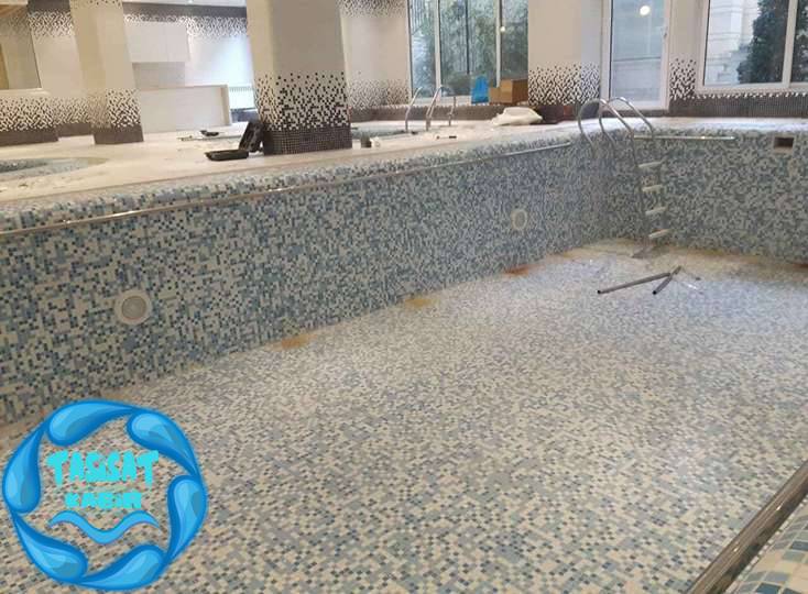 نصب هندریل و دستگیره دور استخر 5